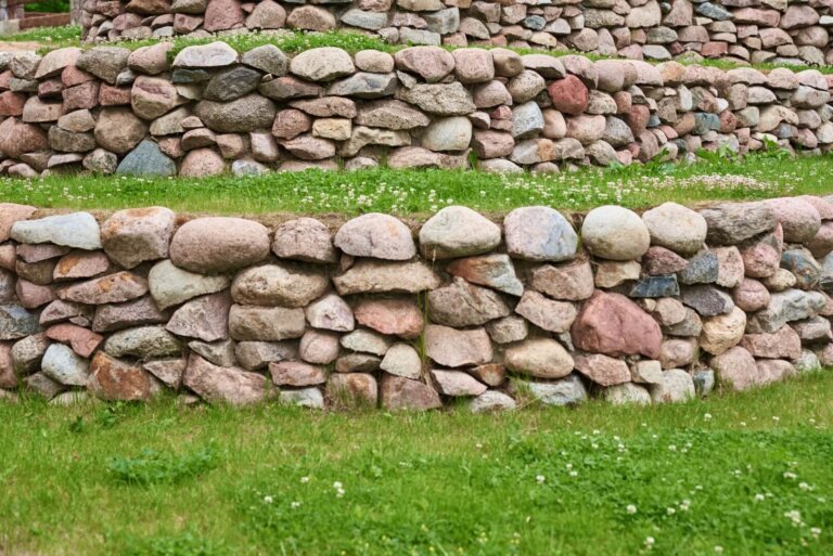 Top Stones